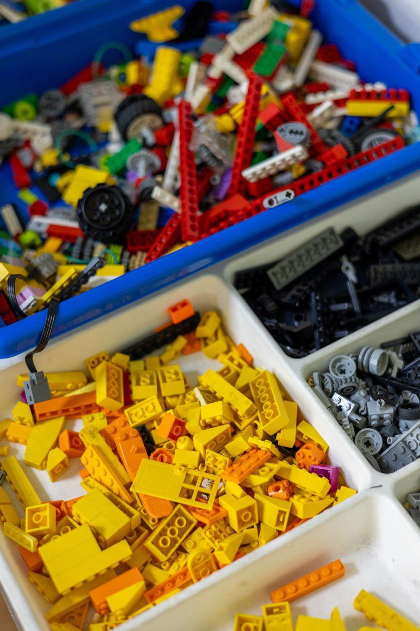 Детали конструктора LEGO крупным планом